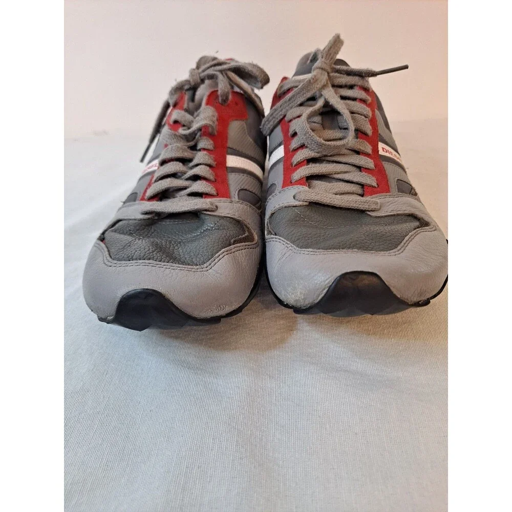 Diesel Mens Gunner Leather Sneakers Size 11 Y00326 Retro Gunmetal/Frost Grey/Red